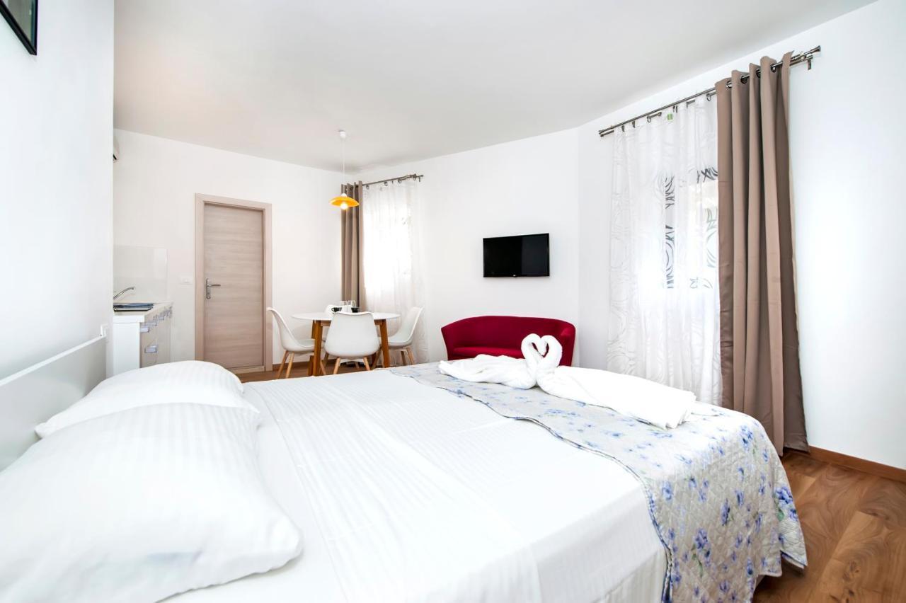 Apartments In Rovinj Centre Exterior photo