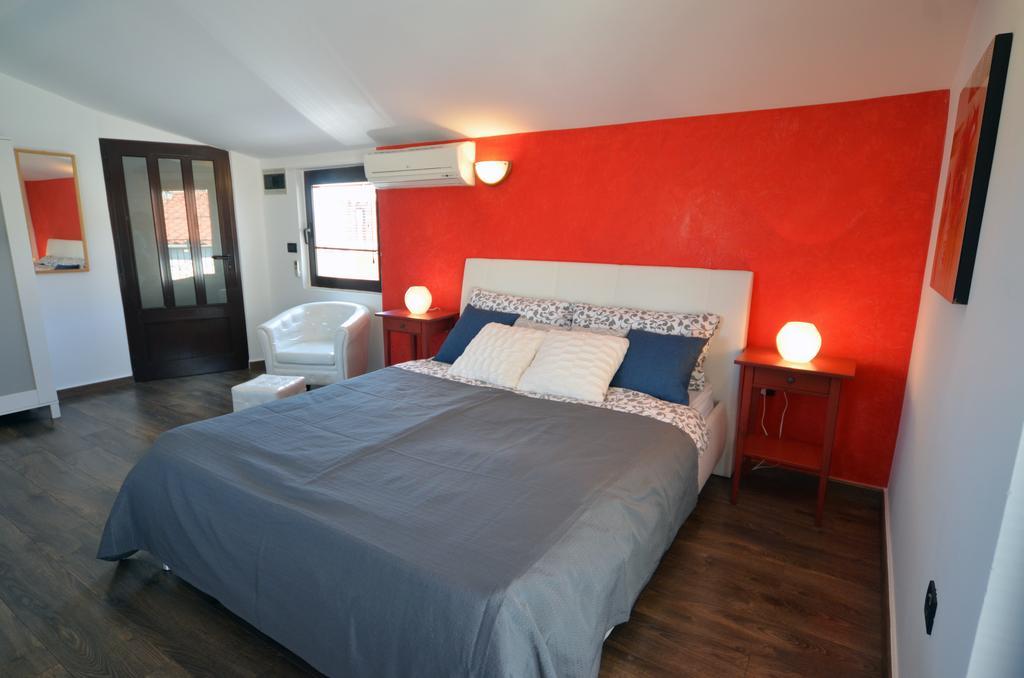 Apartments In Rovinj Centre Room photo
